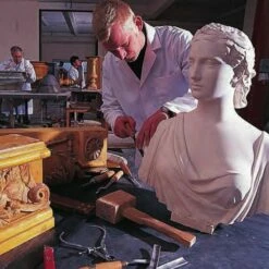 Antike Büste Der Jungfrau - Helena -Outlet GARTENTRAUM Store antike bueste der jungfrau helena3