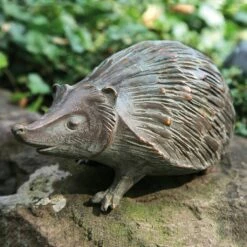 Besondere Igelfigur Aus Bronze Mit Patina - Igelmutter