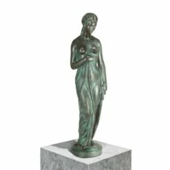Bronze Frau-Aktskulptur Mit Grüner Patina - Nach Dem Bade