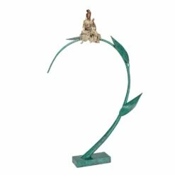 Buddhistische Gottheit Sitzend Auf Lotuszweig - Skulptur Aus Bronze - Tara