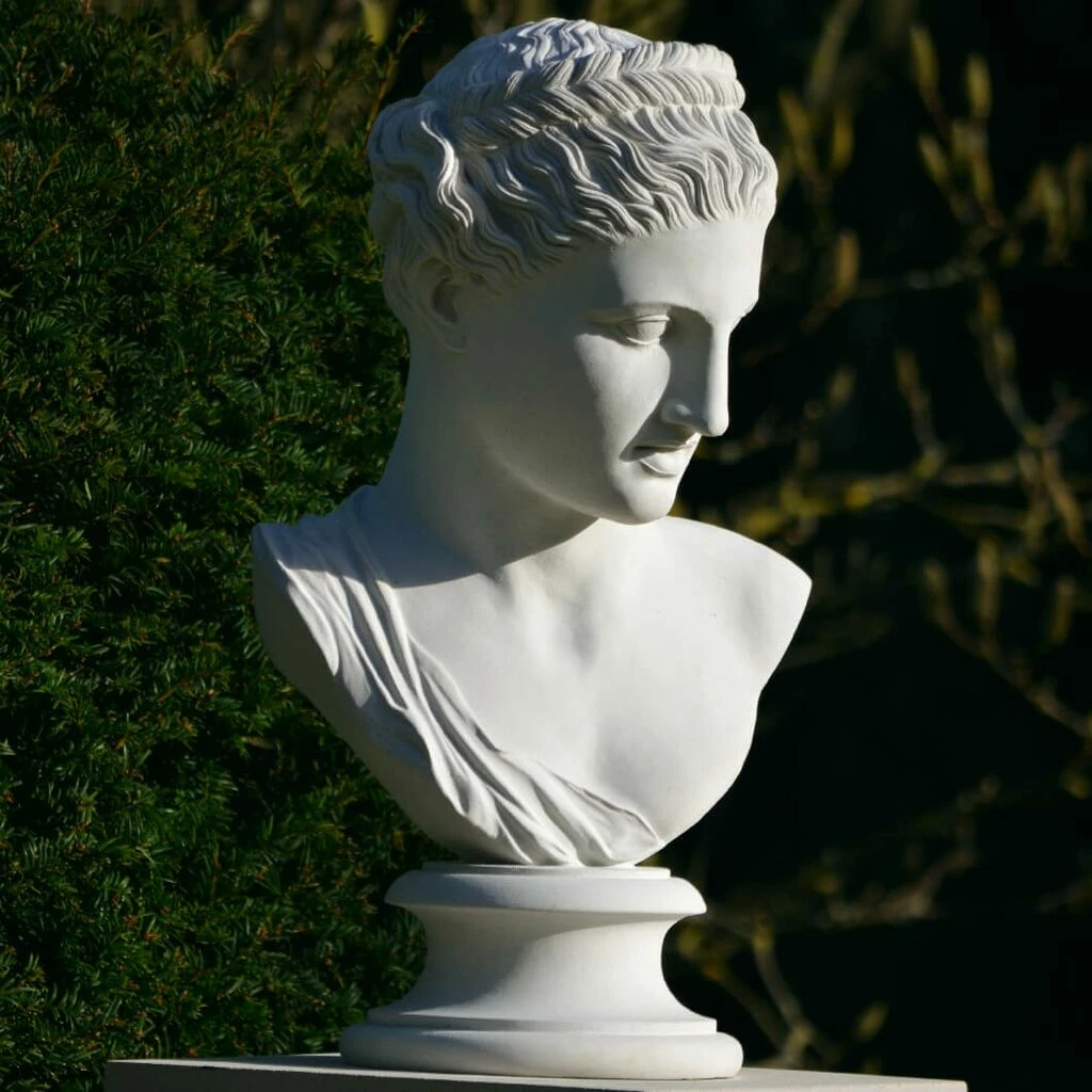 Büste Aus Steinguss Für Den Garten - Berenice 3 Büste Aus Steinguss Für Den Garten - Berenice