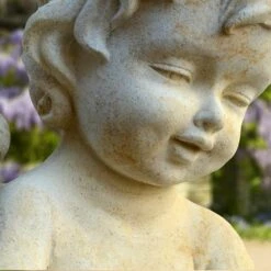 Deko Engel Skulptur Auf Kugel - Maximilian -Outlet GARTENTRAUM Store deko engel skulptur auf kugel maximilian3