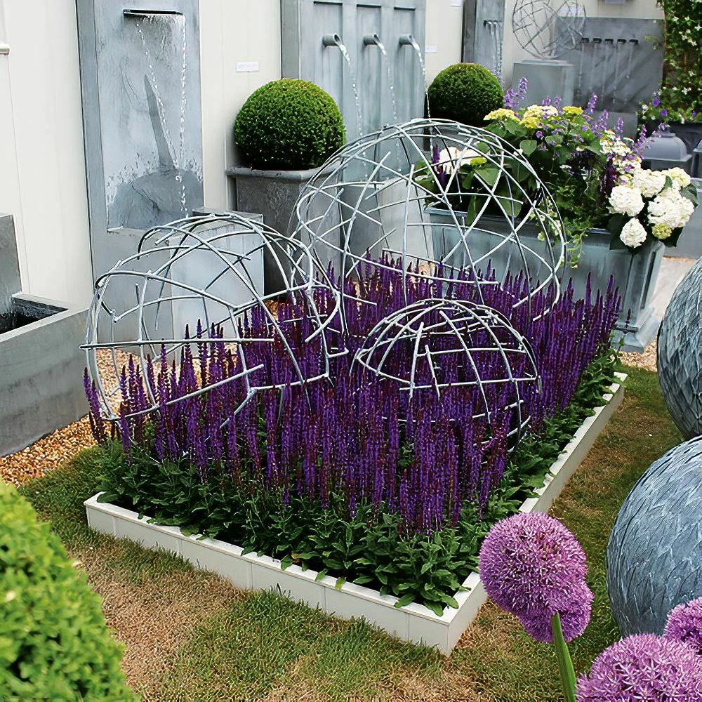 Deko Kugel Für Den Außenbereich Aus Metall Mit Rundstreben - Ollegiro Meno 4 Deko Kugel Für Den Außenbereich Aus Metall Mit Rundstreben - Ollegiro Meno – Bild 2