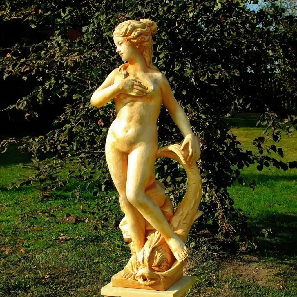 Einzigartige Frauen Aktskulptur Aus Steinguss Mit Fisch - Gloriana 3 Einzigartige Frauen Aktskulptur Aus Steinguss Mit Fisch - Gloriana