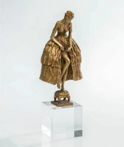 Frau Mit Brautkleid Auf Sockel - Limitierte Bronzeedition - Brautbalance -Outlet GARTENTRAUM Store frau mit brautkleid auf sockel limitierte bronzeedition brautbalance2