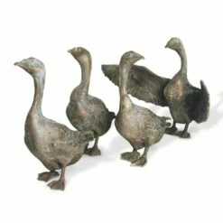 Gansstatue Aus Bronze - Limiterte Künstlerfiguren - Gans Ausgebreitete Flügel 7 Gansstatue Aus Bronze - Limiterte Künstlerfiguren - Gans Ausgebreitete Flügel -Outlet GARTENTRAUM Store gansstatue aus bronze limiterte kuenstlerfiguren gans ausgebreitete fluegel3