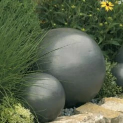 Gartendeko Kugel Aus Keramik - Anthrazit Matt - Mestonia