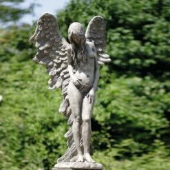 Große Steinguss Elfenskulptur - Eloise