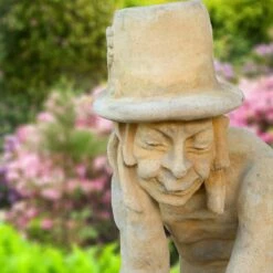 Große Wassergeist Steinskulptur - Pépé-Crochet -Outlet GARTENTRAUM Store grosse wassergeist steinskulptur pepe crochet2