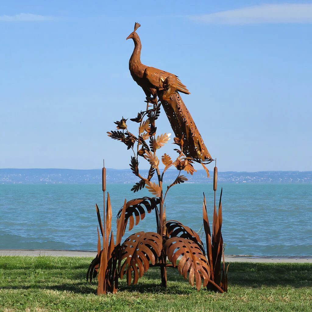 Imposante Pfau Tierfigur Aus Metall Auf Schilf - Paonalo 5 Imposante Pfau Tierfigur Aus Metall Auf Schilf - Paonalo – Bild 3