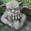 Klassische Gargoyle Skulptur Aus Steinguss - Reygar 1 Klassische Gargoyle Skulptur Aus Steinguss - Reygar -Outlet GARTENTRAUM Store klassische gargoyle skulptur aus steinguss reygar