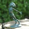 Kleine Kobold Gartenfigur Aus Bronze Ist Heiter - Pixie Linna 1 Kleine Kobold Gartenfigur Aus Bronze Ist Heiter - Pixie Linna -Outlet GARTENTRAUM Store kleine kobold gartenfigur aus bronze ist heiter pixie linna