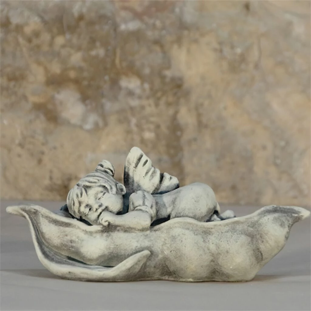 Kleine Stein Elfe - Schlafend In Schote - Dryadalis Somnum 3 Kleine Stein Elfe - Schlafend In Schote - Dryadalis Somnum