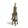 Königin Sitzt Auf Hocker - Bronzeskulptur Mit Goldkrone - Kleine Königin 1 Königin Sitzt Auf Hocker - Bronzeskulptur Mit Goldkrone - Kleine Königin -Outlet GARTENTRAUM Store koenigin sitzt auf hocker bronzeskulptur mit goldkrone kleine koenigin