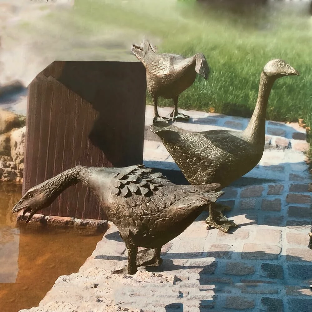 Künstlerfigur Gans Aus Bronze In Limitierter Edition - Gans Kopf Hochgereckt 5 Künstlerfigur Gans Aus Bronze In Limitierter Edition - Gans Kopf Hochgereckt – Bild 3
