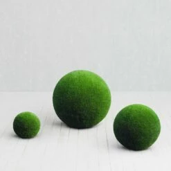 Kugel Aus GFK & Kunstrasen Als Schlichte Topiary Gartendeko - Kula -Outlet GARTENTRAUM Store kugel aus gfk kunstrasen als schlichte topiary gartendeko kula3