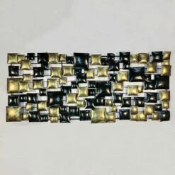 Lange Wand Metall Dekoskulptur In Kissenoptik In Schwarz/Gold - Ekina Gold