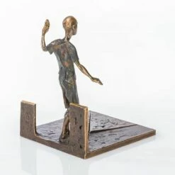 Laufender Mann In Bronze Aus Limitierter Edition - Am Scheideweg -Outlet GARTENTRAUM Store laufender mann in bronze aus limitierter edition am scheideweg4