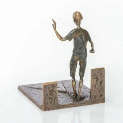 Laufender Mann In Bronze Aus Limitierter Edition - Am Scheideweg -Outlet GARTENTRAUM Store laufender mann in bronze aus limitierter edition am scheideweg5