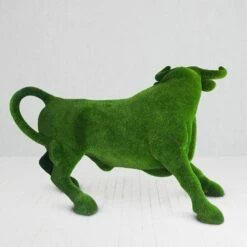 Lebensgroßer Stier - Gartenfigur Topiary - The Bull 6 Lebensgroßer Stier - Gartenfigur Topiary - The Bull -Outlet GARTENTRAUM Store lebensgrosser stier gartenfigur topiary the bull2