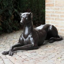 Lebensgroßer Wachhund Mit Blick Nach Links Aus Bronzeguss - Perry Rechts