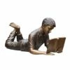 Liegende Bronzeskulptur Eines Lesenden - Leser 2 Liegende Bronzeskulptur Eines Lesenden - Leser -Outlet GARTENTRAUM Store liegende bronzeskulptur eines lesenden leser