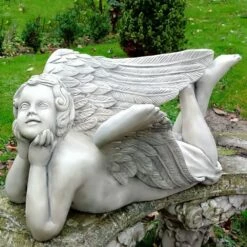 Titelseite -Outlet GARTENTRAUM Store liegender steinguss engel als stilvolle gartendekoration evandros2