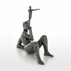 Limitierte Künstlerstatue - Bronze Menschenfigur - Was Uns Denkt, Trägt, Leitet -Outlet GARTENTRAUM Store limitierte kuenstlerstatue bronze menschenfigur was uns denkt traegt leitet2