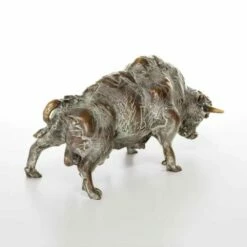 Limitierte Stierskulptur - Patinierte Bronzefiguren - Stier -Outlet GARTENTRAUM Store limitierte stierskulptur patinierte bronzefiguren stier2