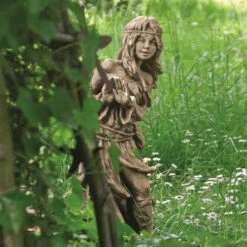 Lustige Steinguss Gartenskulptur - Adele