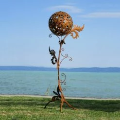 Metall Gartenplastik XXL Im Floralen Design Mit Kugel - Florala -Outlet GARTENTRAUM Store metall gartenplastik xxl im floralen design mit kugel florala3