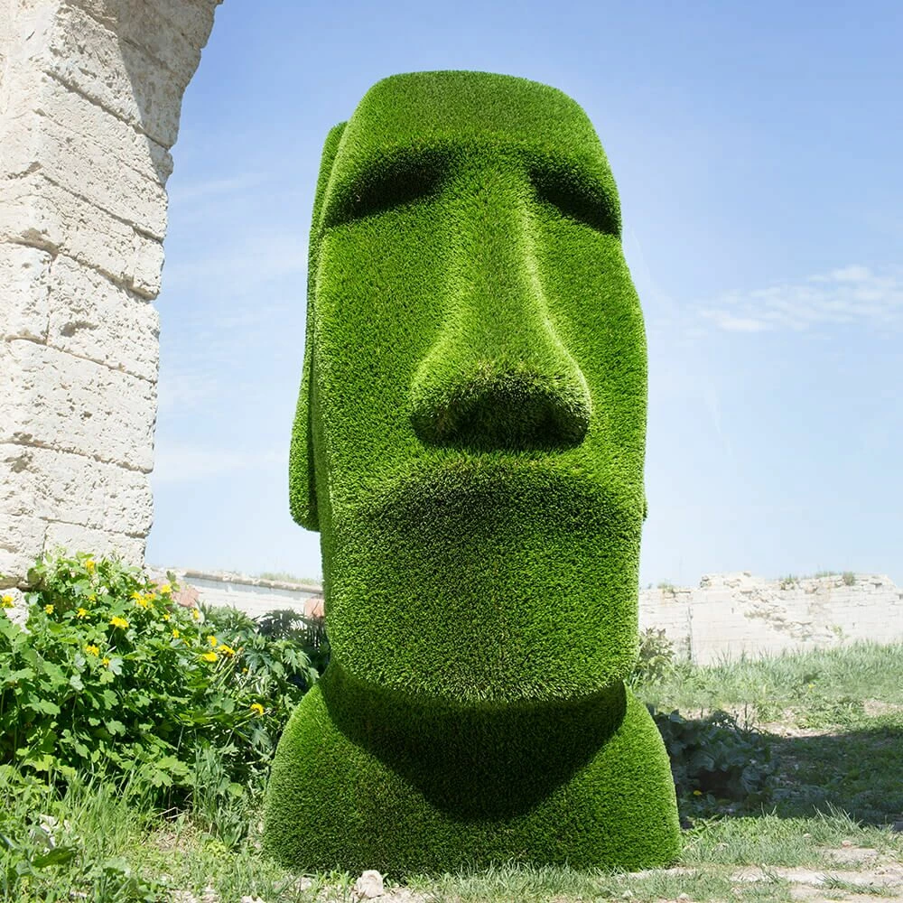 Moai Kopf Gartenfigur - Topiary - GFK & Kunstrasen - Idukan 4 Moai Kopf Gartenfigur - Topiary - GFK & Kunstrasen - Idukan – Bild 2