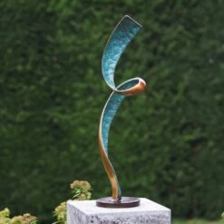Moderne Gartenplastik Türkis - Bronzeskulptur - Ammara