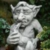 Musikalische Dekofigur Garten Troll Aus Steinguss Mit Saxophon - Kaikias -Outlet GARTENTRAUM Store musikalische dekofigur garten troll aus steinguss mit saxophon kaikias