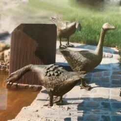Neugierige Gans Aus Bronze - Limitierte Vogelskulpturen - Gans Kopf Nach Vorn -Outlet GARTENTRAUM Store neugierige gans aus bronze limitierte vogelskulpturen gans kopf nach vorn3