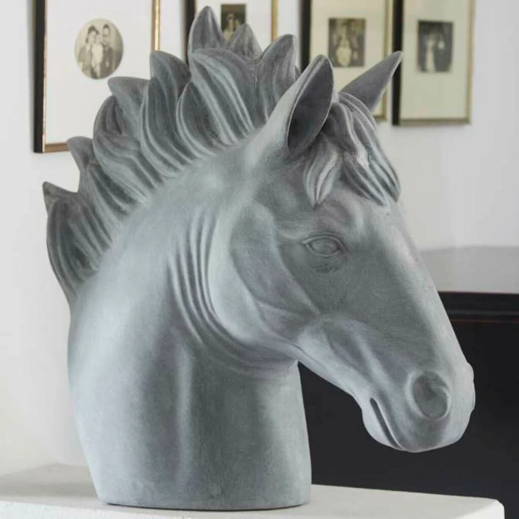 Pferdekopf In Moderner Zement-Optik - Polystone - Epana 3 Pferdekopf In Moderner Zement-Optik - Polystone - Epana