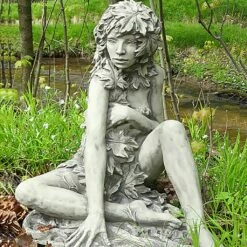 Schöne Elfen Gartenfigur Aus Steinguss - Floral - Elenor
