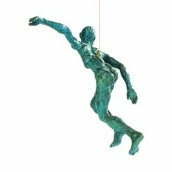 Schwebende Künstlerfigur - Mann Aus Bronze - Grün - Sky Surfer -Outlet GARTENTRAUM Store schwebende kuenstlerfigur mann aus bronze gruen sky surfer3