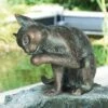 Sitzende Katze Aus Bronze Als Gartenfigur - Katze Putzend