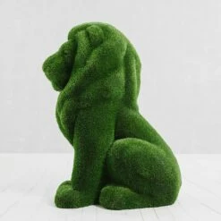 Sitzende Löwenskulptur - Topiary - GFK & Kunstrasen - Ahadi -Outlet GARTENTRAUM Store sitzende loewenskulptur topiary gfk kunstrasen ahadi6