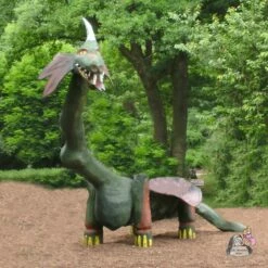 Stabiler Holzdrache Für Den Kinderspielplatz Zum Klettern - Drache Fumer
