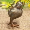 Stehendes Küken - Vogelskulptur Aus Bronze - Küken -Outlet GARTENTRAUM Store stehendes kueken vogelskulptur aus bronze kueken