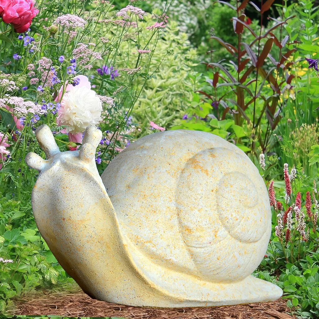 Stein Gartenfigur Mit Schnecke - Carla 3 Stein Gartenfigur Mit Schnecke - Carla