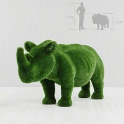 Topiary Nashorn Gartenfigur - GFK & Kunstrasen - Grün - Abiola