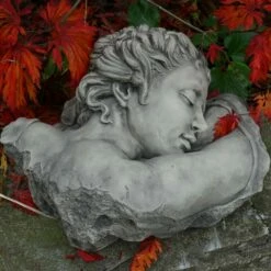 Träumende Steinguss Frauenbüste Für Den Garten - Bromia -Outlet GARTENTRAUM Store traeumende steinguss frauenbueste fuer den garten bromia3