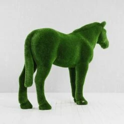 XXL Gartenfigur Pferd - Topiary - GFK & Kunstrasen - Pferdinand -Outlet GARTENTRAUM Store xxl gartenfigur pferd topiary gfk kunstrasen pferdinand4
